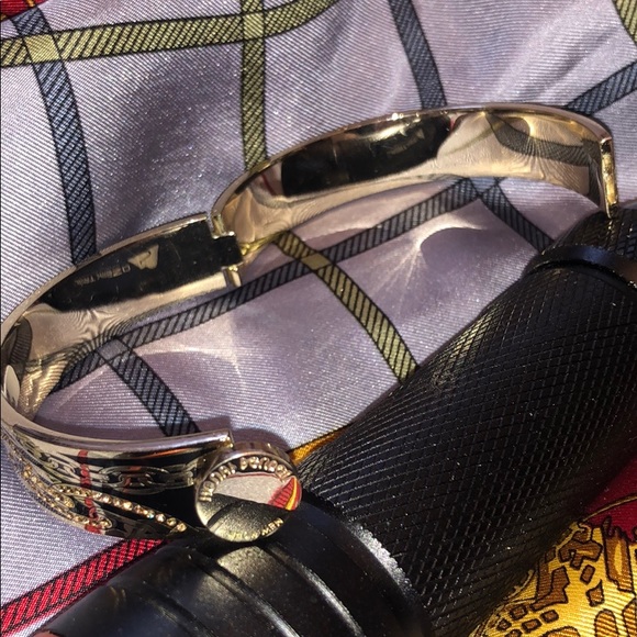 Henri Bendel bracelet silver black crystals - Picture 4 of 8